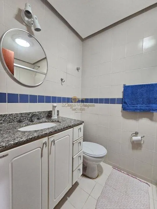 Imagem Casa em Condomínio para Venda em Teresópolis / RJ no bairro Parque do Imbui