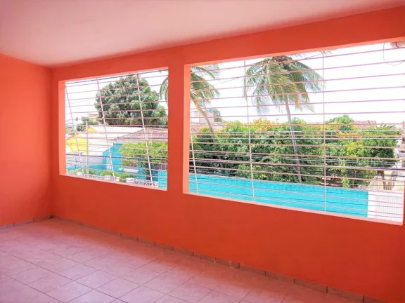 Imagem Casa para Venda em Recife, Jardim São Paulo, 5 dormitórios, 2 banheiros, 2 vagas