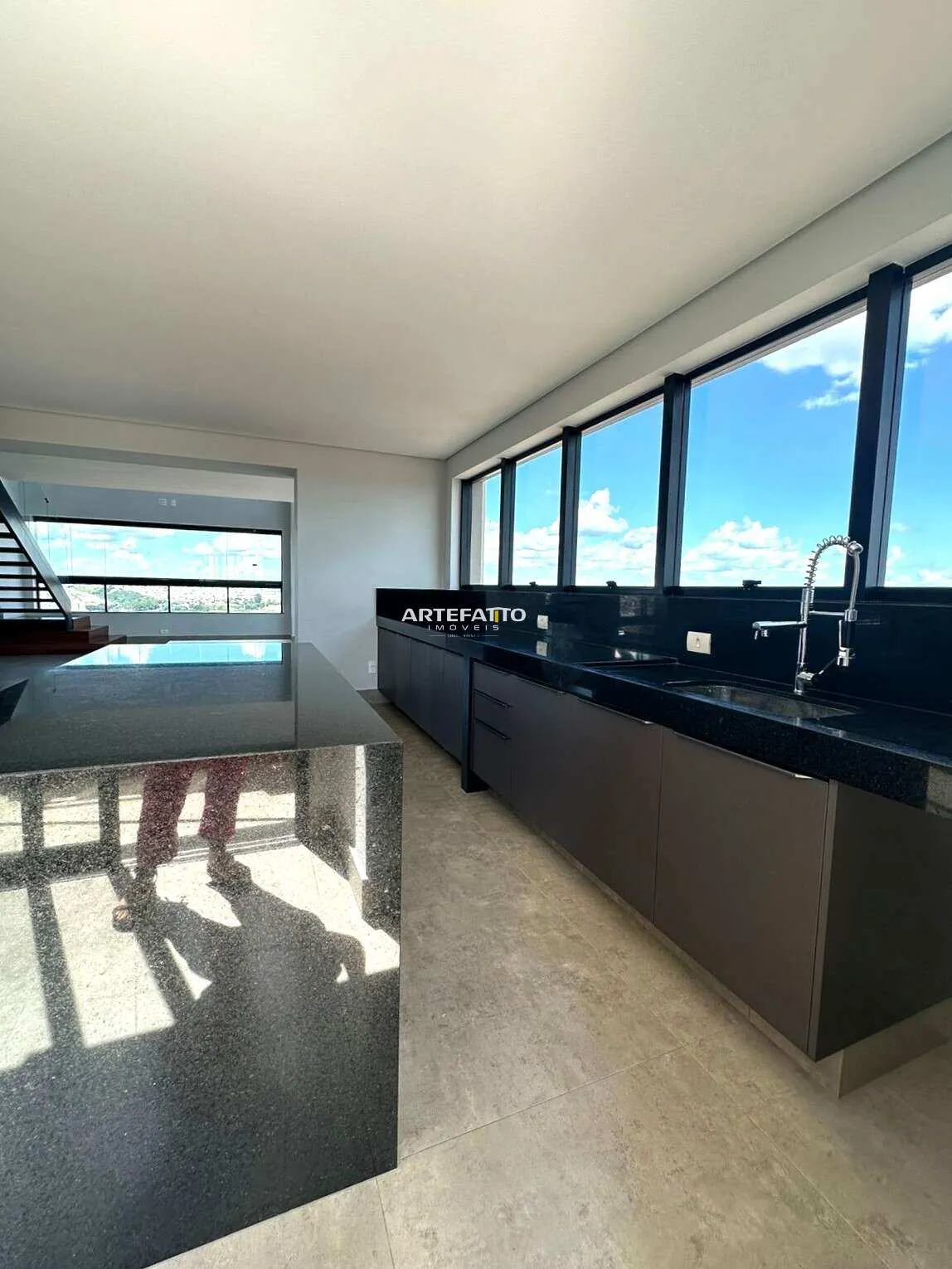 Imagem Apartamento à venda em Franca, Centro, com 3 quartos, 241m2