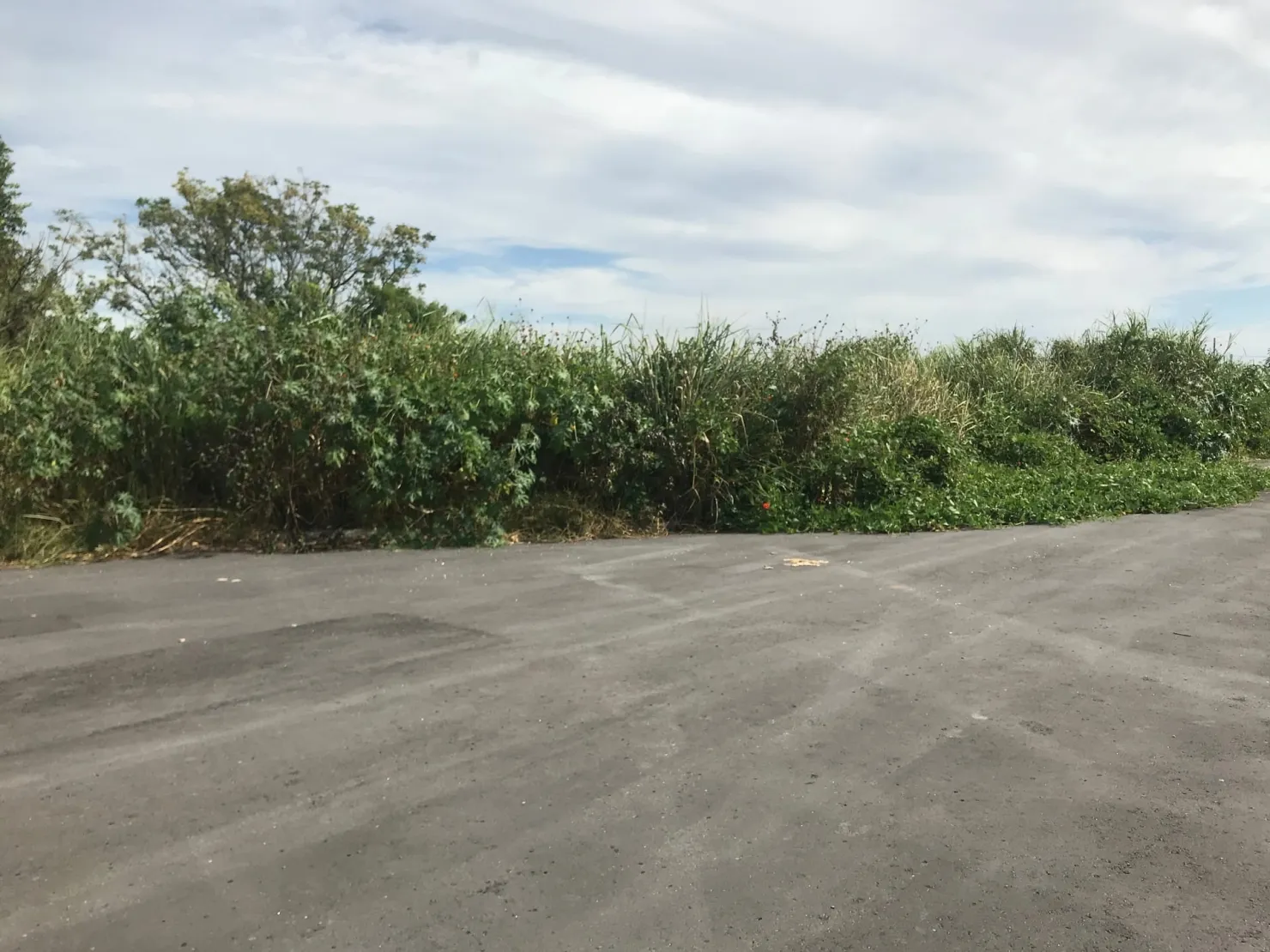 Imagem Terreno à venda 127M², Conjunto Habitacional Terra dos Ipês W, Pindamonhangaba - SP