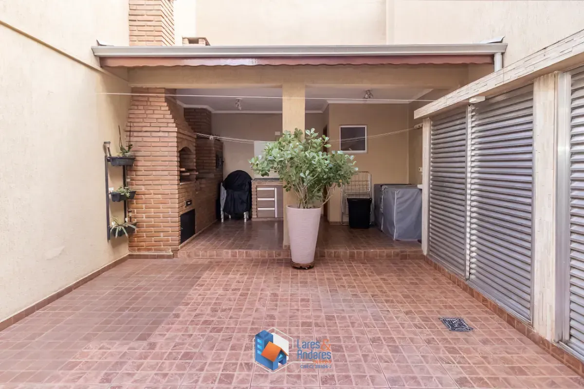 Imagem Sobrado para venda em Jardim Santa Cruz (Sacomã) com 3 quartos, sendo 1 suíte, 140m²