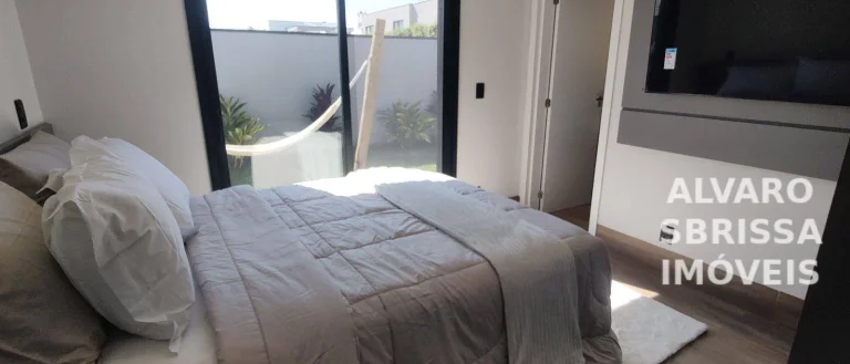 Imagem Oportunidade Única - Residência de Alto Padrão (mobiliada) à venda no Condominio Villas do Golf - Itu-SP