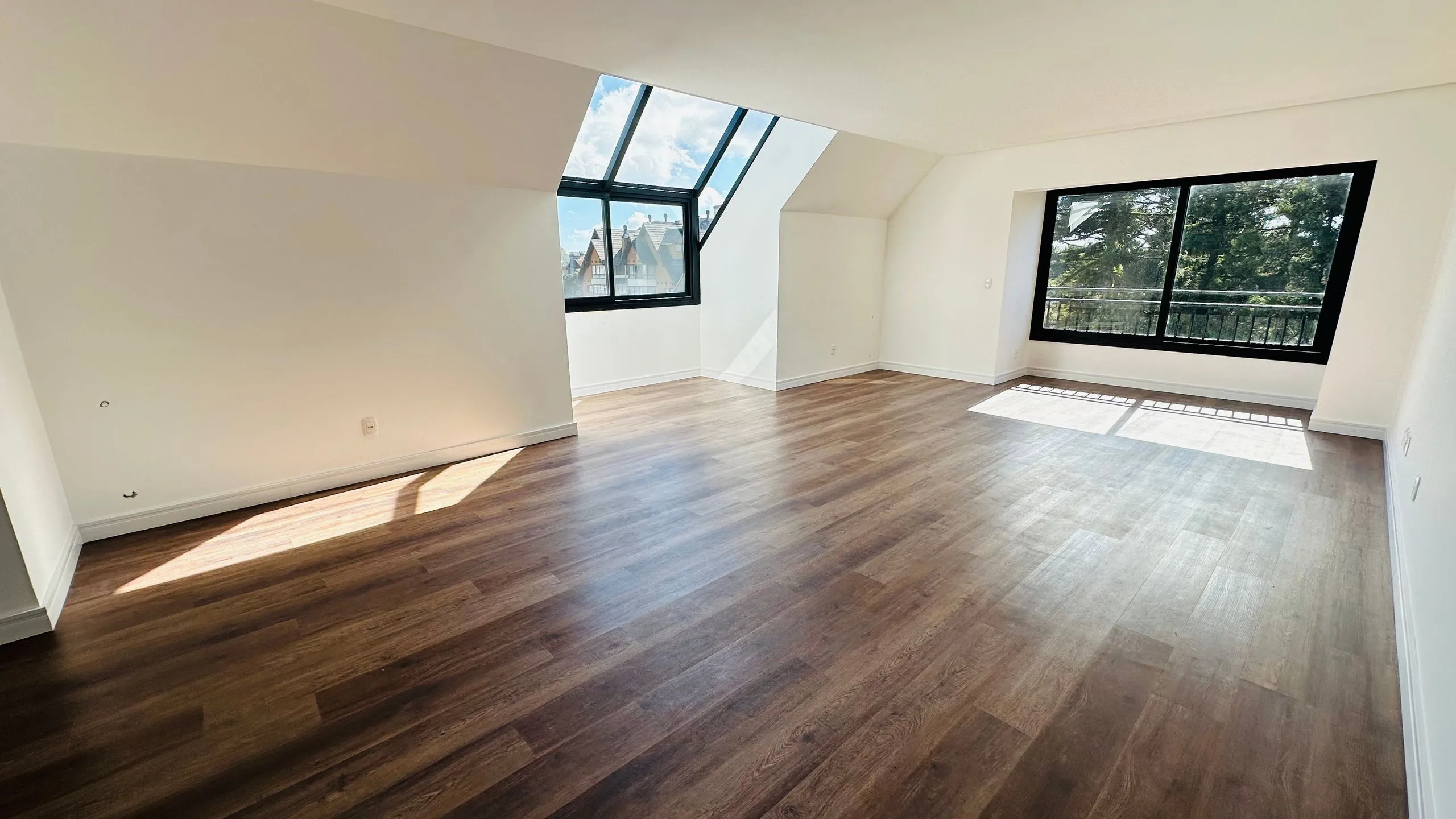Imagem Lote à venda em Gramado, Vila Suíça, 113.46m2