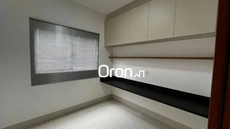 Imagem Sobrado à venda, 170 m² por R$ 990.000,00 - Setor Goiânia 2 - Goiânia/GO