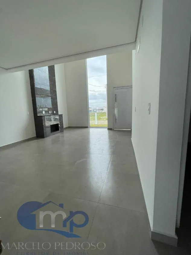 Imagem Casa á venda com 3 dormitórios na praia Bela Torres em Passo de Torres/SC