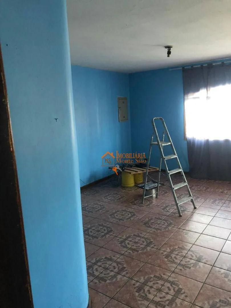 Imagem Casa com 3 dormitórios à venda, 377 m² por R$ 693.000,00 - Taboão - Guarulhos/SP