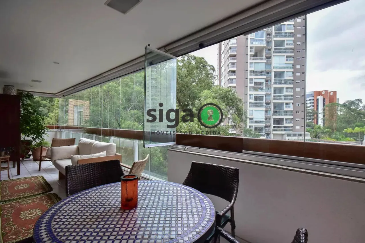 Imagem Apartamento Alto Padrão à Venda no Panamby 164m² - 3 Suítes