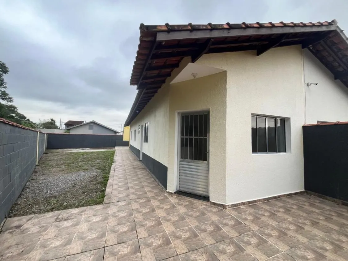 Imagem CASA 2 DORM SENDO 1 SUITE LADO PISTA À VISTA NOSSA SENHORA DO SION ITANHAEM