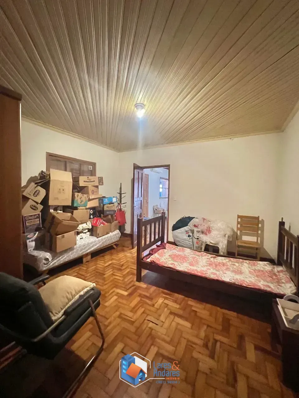 Imagem Casa para venda em Jardim Jaraguá (São Domingos) com 4 quartos, sendo 1 suíte, 437m²