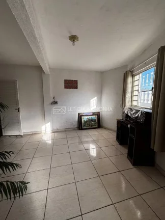 Imagem Casa à Venda