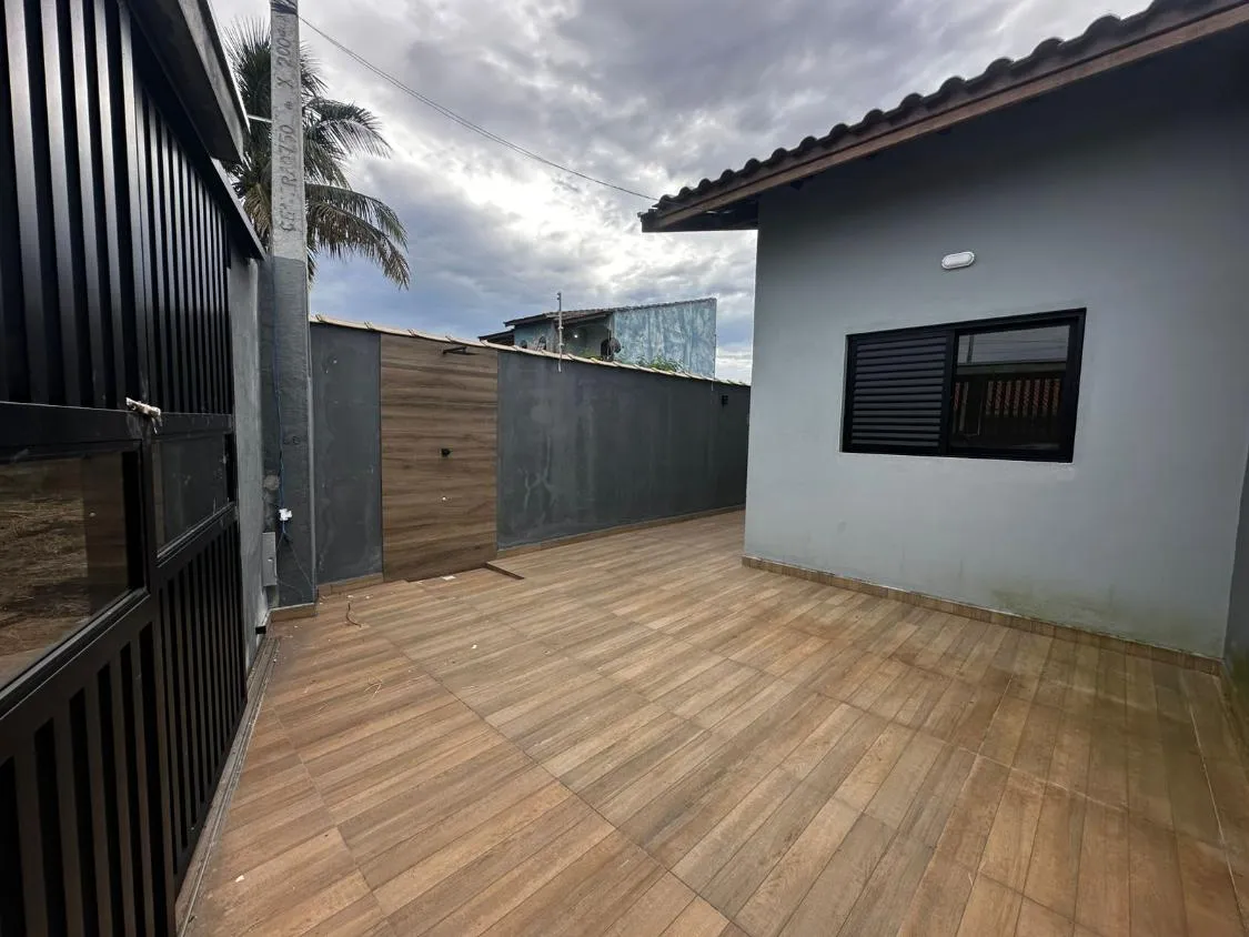 Foto do imóvel LINDA CASA NOVA COM PISCINA A VENDA EM ITANHAÉM