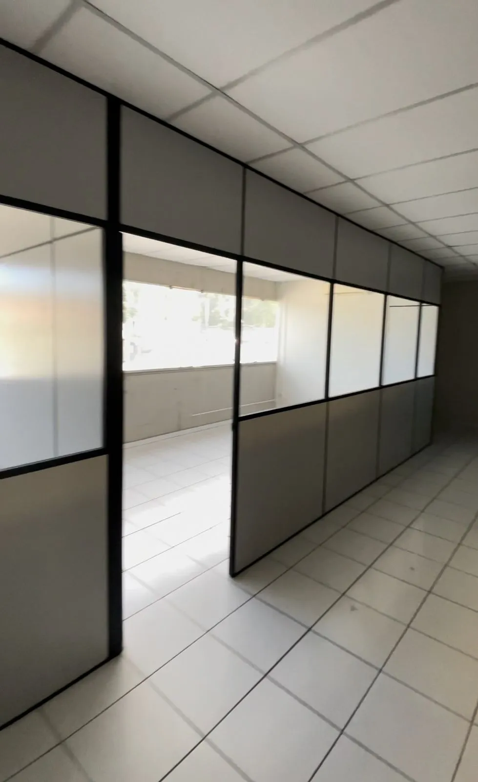 Imagem Galpão Industrial 1000m² - Próximo a Prefeitura de Sorocaba