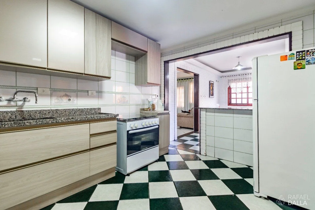 Imagem Casa para Venda - 574m², 3 dormitórios, sendo 2 suites, 8 vagas - Jardim Planalto