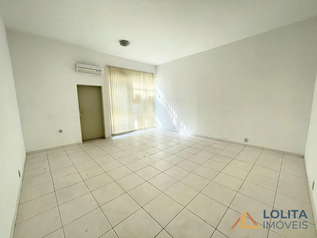 Imagem Sala Comercial de 33 m² à Venda no Centro de Florianópolis/SC: