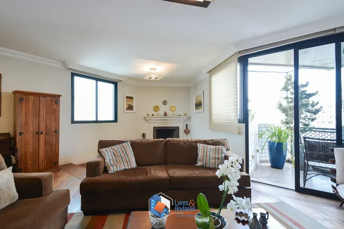 Imagem Apartamento para venda em Moema com 3 quartos, sendo 3 suítes, 202m²