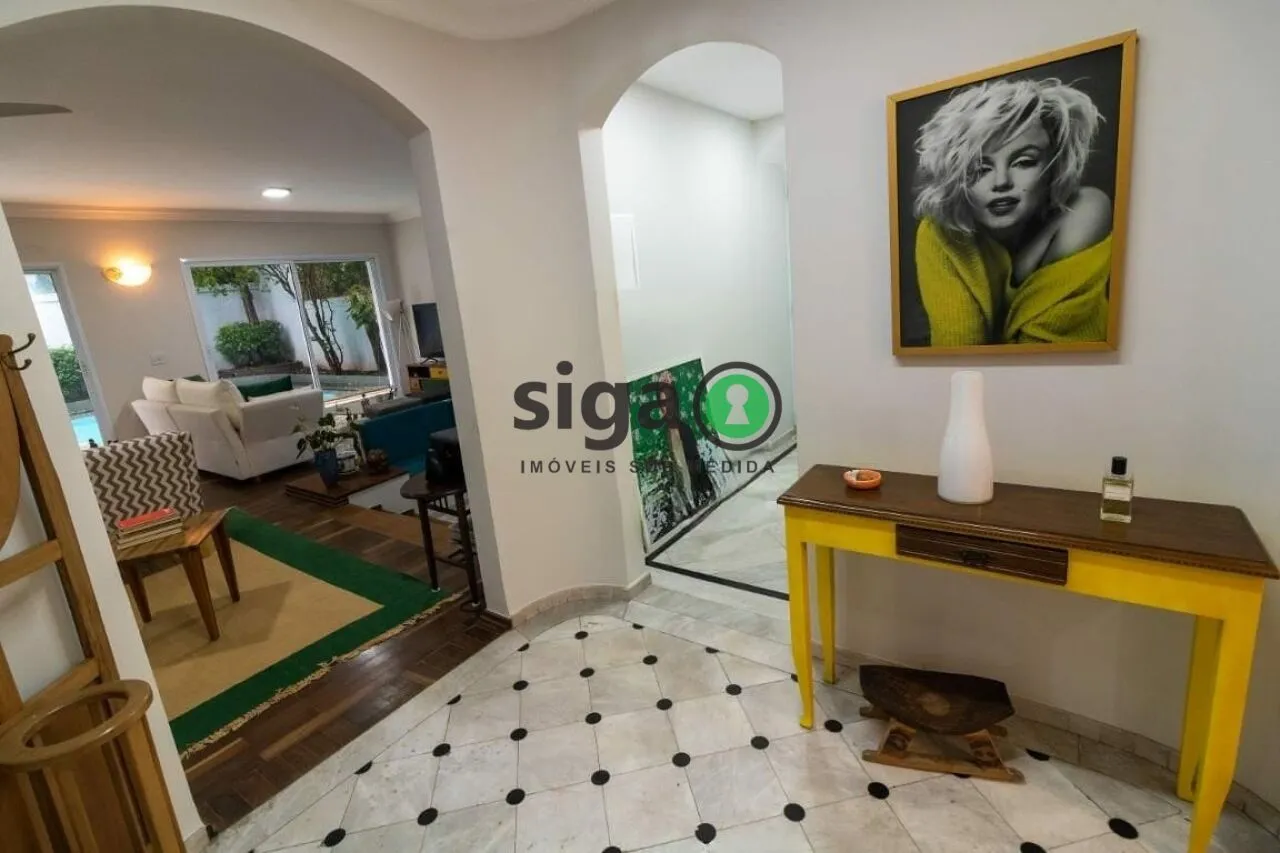 Imagem Casa à venda com 323m², 4 quartos e 3 vagas