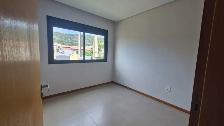 Imagem Casa de 3 quartos no Condomínio Bellaterra em Garopaba-SC! Aproveite essa oportunidade única!