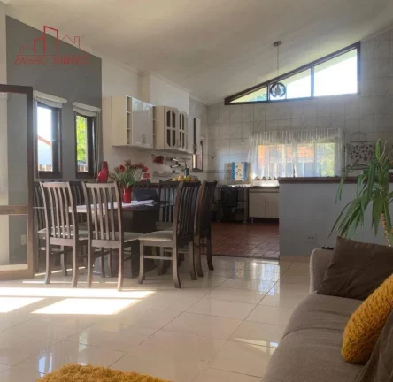Imagem Oportunidade - Linda Casa em Condominio.