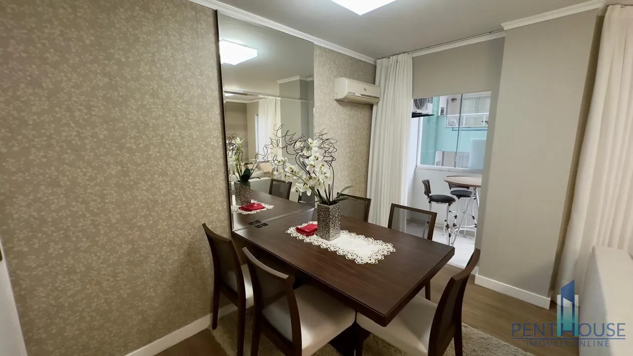 Imagem Apartamento Quadra Mar para Venda em Balneário Camboriú, CENTRO, 2 dormitórios, 1 suíte, 2 banheiros, 1 vaga