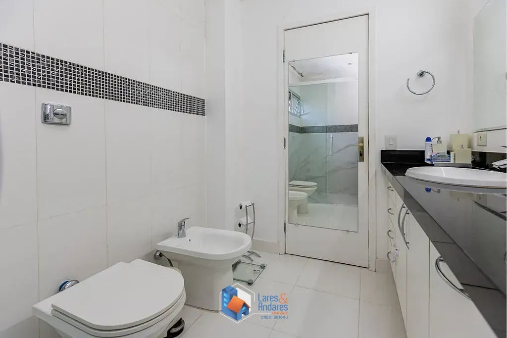 Imagem Apartamento à venda 3 Quartos 1 Suite 2 Vagas 187M² Itaim Bibi São Paulo - SP
