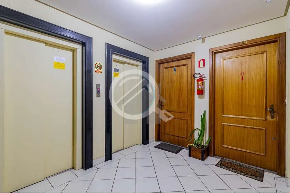 Imagem Excelente apartamento de 107m², 3 dormitórios no Jardim Botânico! Sou um apartamento de 113m² pr...