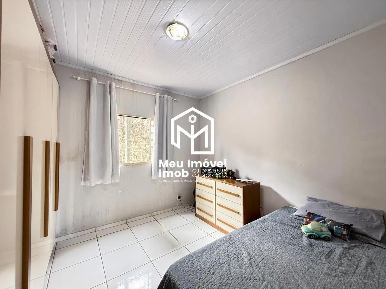 Imagem Casa 2 Quartos 1 Suíte 6 Vagas 95m² Arniqueiras/DF