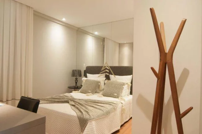 Imagem Apartamento com 3 dormitórios à venda, 153 m² por R$ 5.951.115,13 - Centro - Balneário Camboriú/SC