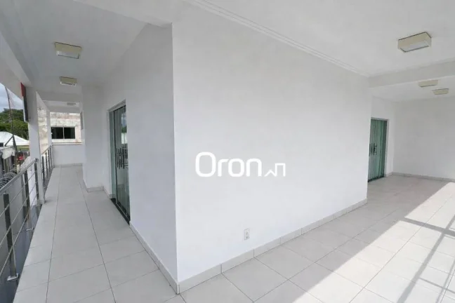 Imagem Sobrado à venda, 300 m² por R$ 1.700.000,00 - Parque das Amendoeiras - Goiânia/GO