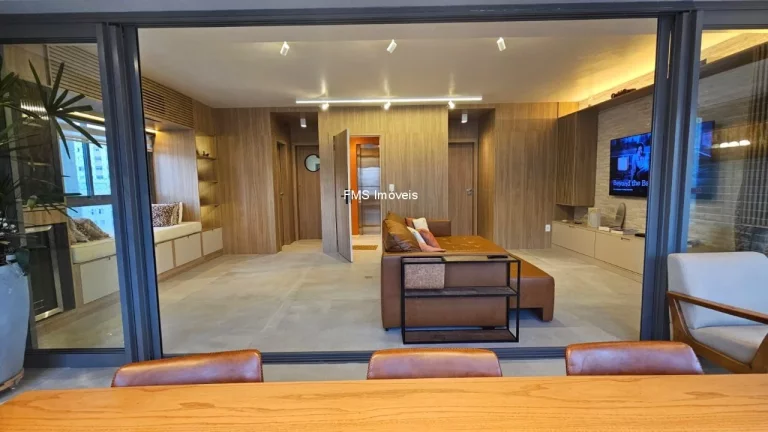 Imagem Apartamento à venda no Brooklin Paulista, com 3 suítes e 140m² de área!