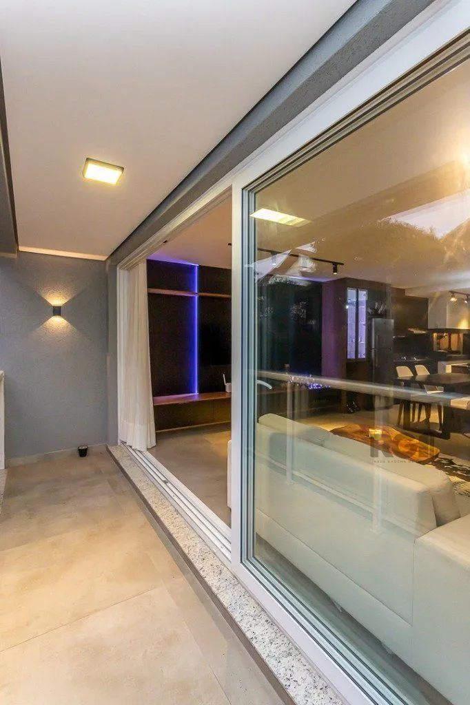 Imagem Apartamento DUPLEX no bairro Chácara das Pedras de 2 dormitórios e 2 vagas