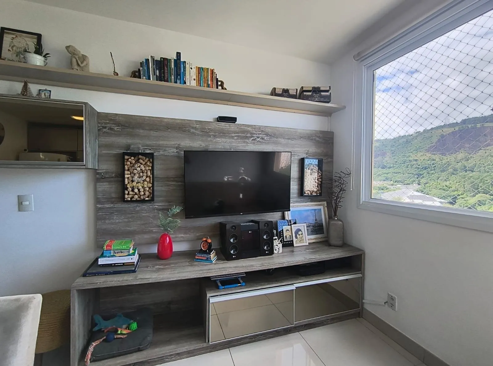 Imagem Lindo Apartamento 2 dorm. em Condomínio com Infraestrutura