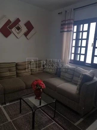 Imagem Excelente sobrado dividido em 3 apartamentos