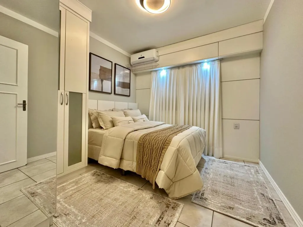 Imagem Apartamento 2 Dormitórios - Bairro Centro