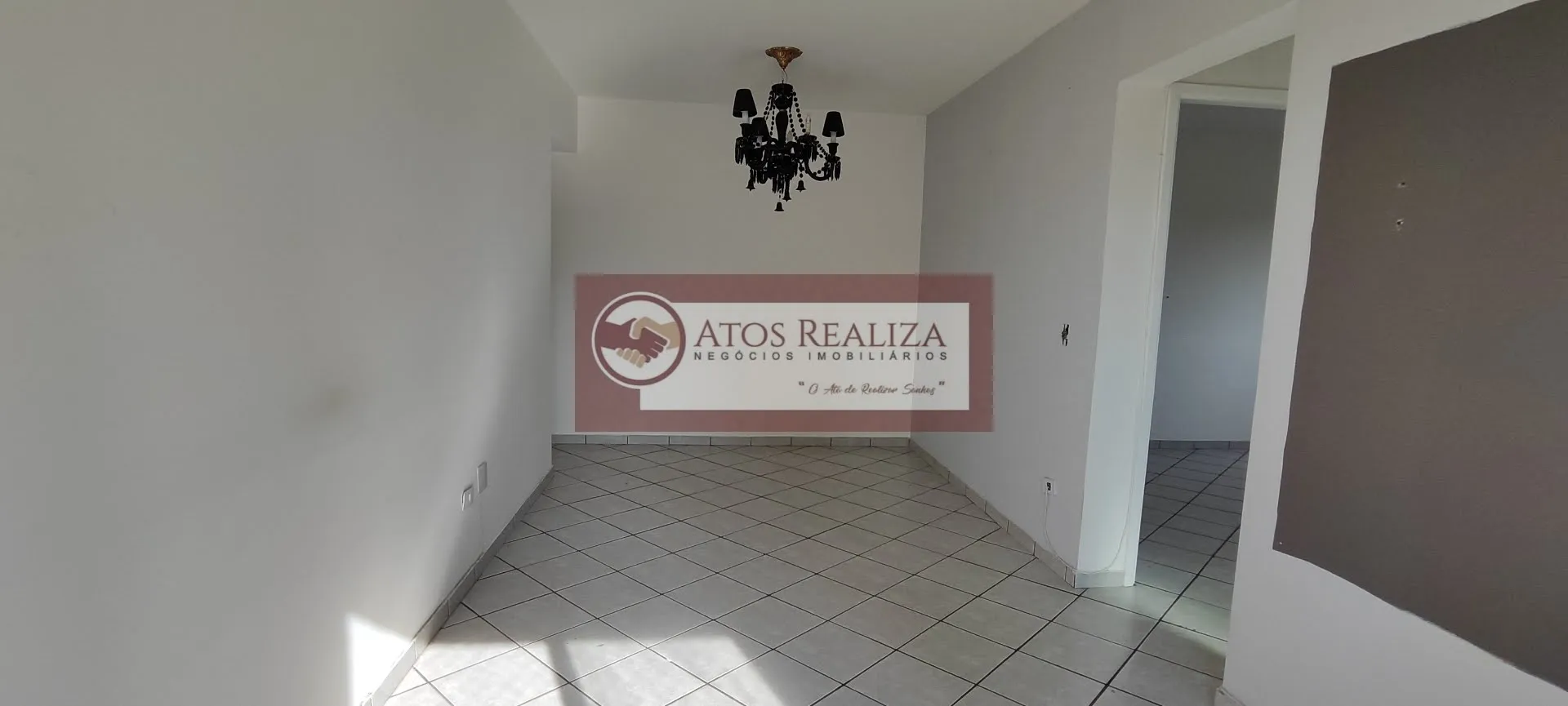 Imagem Este apartamento com sacada em Vila da Paz, São Paulo, é uma oportunidade única de morar em um imóvel completo e bem localizado. Com 56m² de área útil, ele conta com 2 dormitórios, 1 banheiro e uma vista livre de tirar o fôlego. Além disso, possui água in