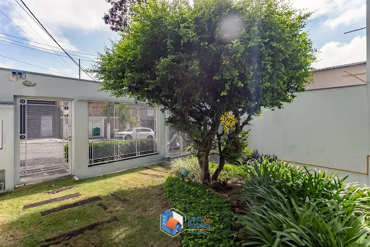 Imagem Casa para venda em Planalto Paulista com 3 quartos, sendo 3 suítes, 400m²