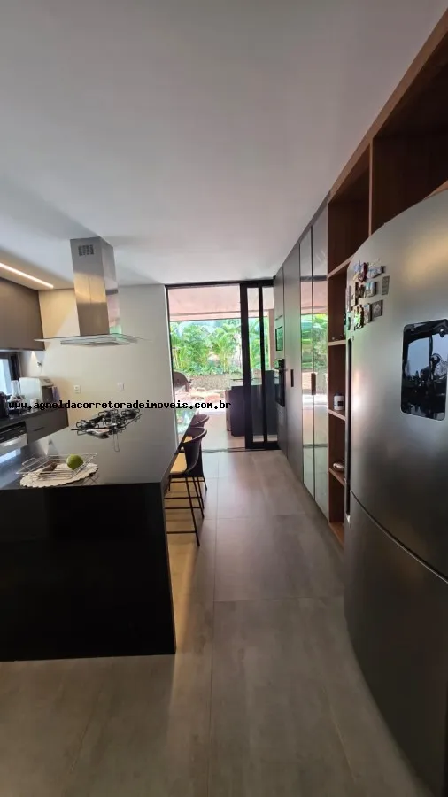 Imagem Casa em Condomínio para Venda em Parnamirim, Pium (Distrito Litoral), 3 dormitórios, 3 suítes, 4 banheiros, 4 vagas