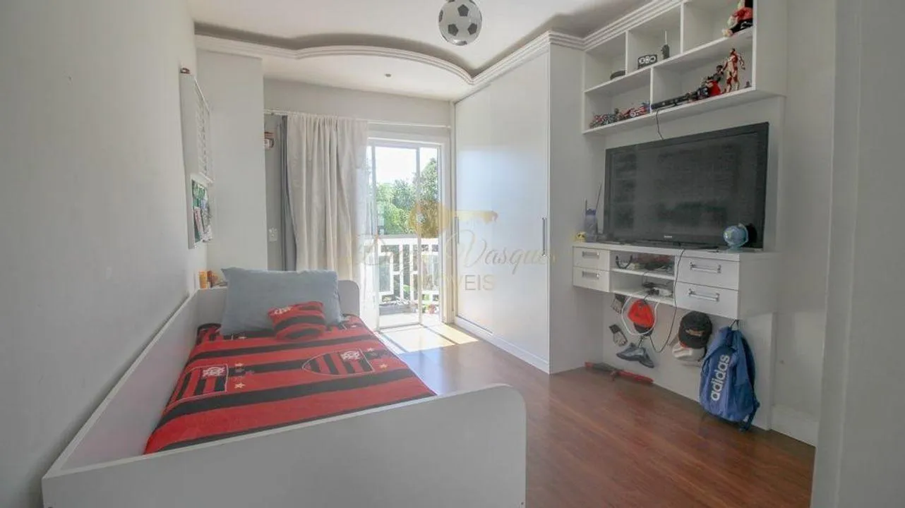 Imagem Casa em Condomínio para Venda em Teresópolis / RJ no bairro Tijuca