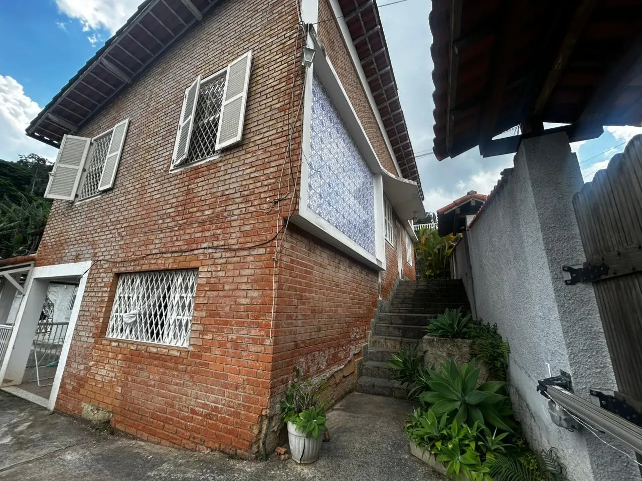 Imagem Casa para Venda em Petrópolis / RJ no bairro Coronel Veiga