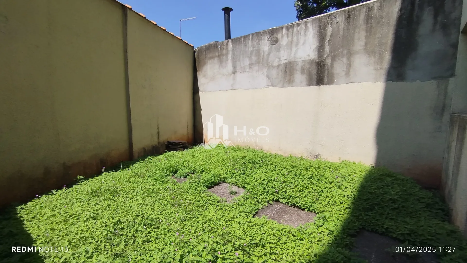 Imagem Oportunidade, Sobrado para venda com 105 metros quadrados com 2 quartos em Vila Carmosina - São Paulo - SP