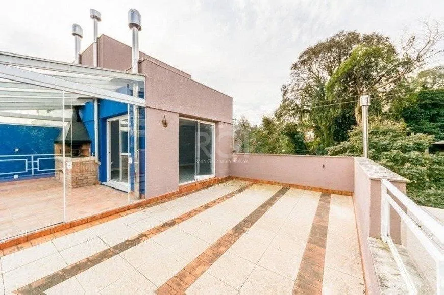 Imagem Casa à venda com 2 quartos, 255m² Rua CORONEL GOMES DE CARVALHO, Sétimo Céu, Porto Alegre
