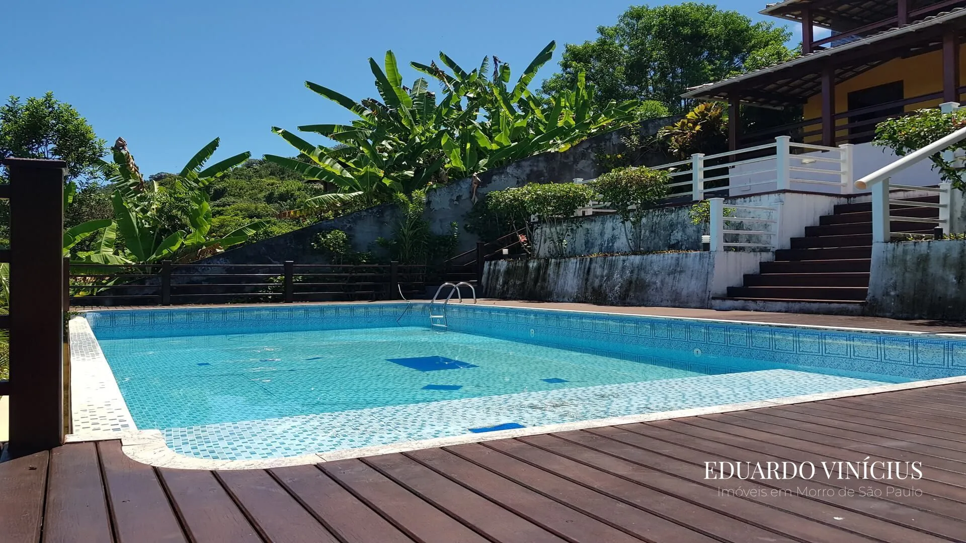 Imagem Casa de Alto Padrão com 5 suítes e Vista Mar à venda na Gamboa