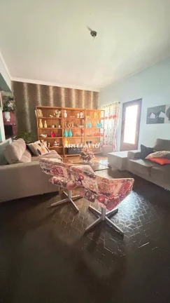 Imagem Vende-se Casa sobrado no Centro