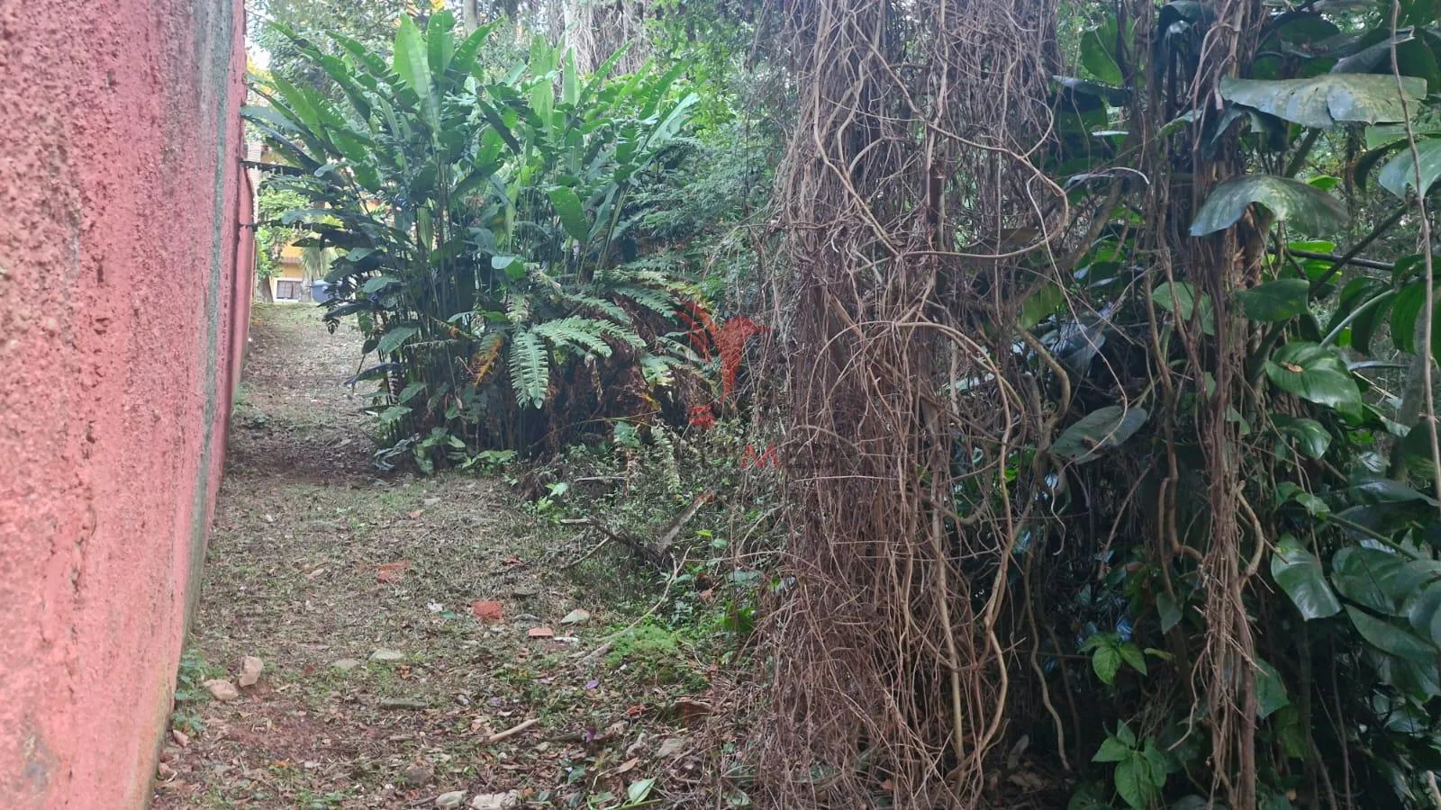 Imagem Terreno plano a venda com 510 metros em Barueri/SP, dentro de con dominio fechado