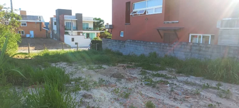 Imagem Terreno à venda no Bairro Ambrósio em Garopaba-SC! Confira já!