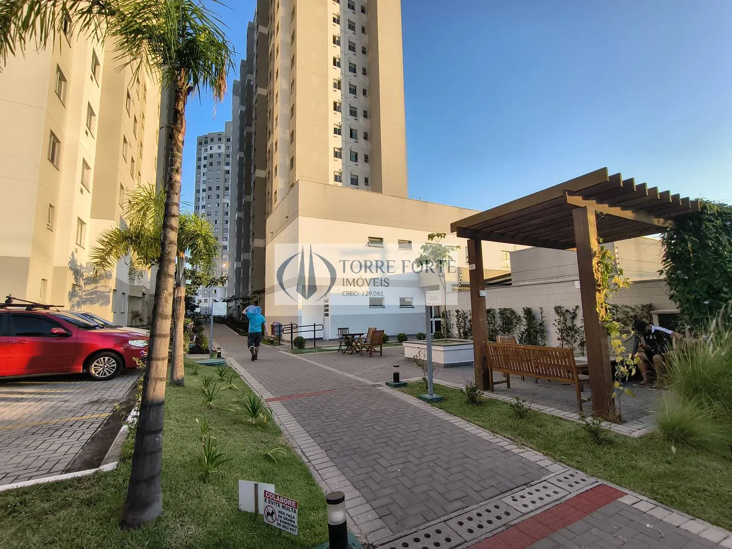 Imagem Lindo Apartamento novo com 2 Dormitórios