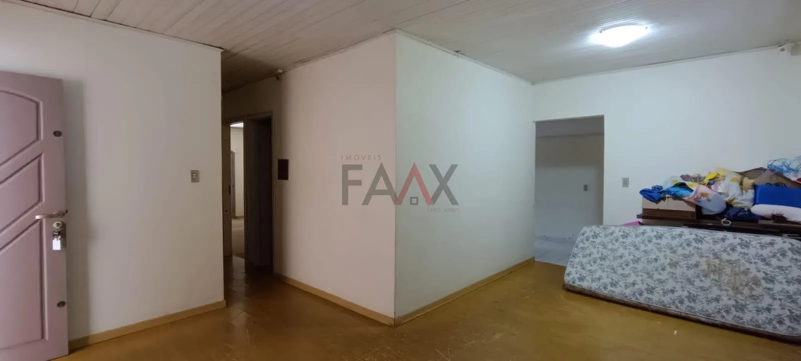Imagem Casa com 5 dormitórios para venda,172.13 m², TRIANON, GUARAPUAVA - PR