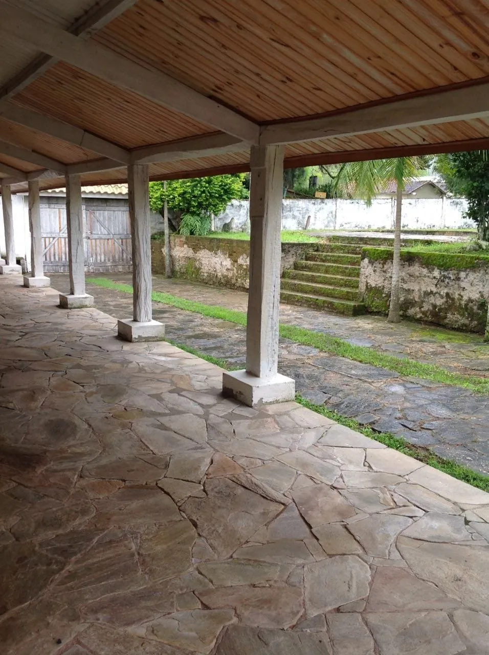 Imagem Casa à venda 3 Quartos, 1 Vaga, Pedrinha, Guaratinguetá - SP