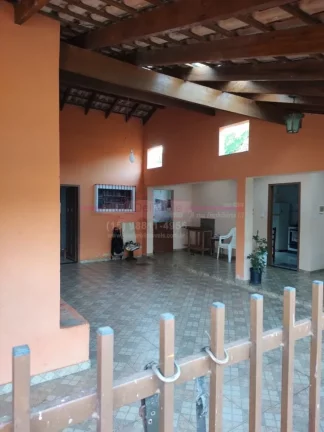 Imagem A Chácara tem 1000m2de terreno, casa com 3 dormitórios, sala ampla, cozinha, até gourmet e uma á...