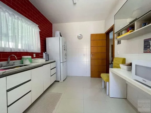 Imagem Casa para Venda em Teresópolis, Vargem Grande, 3 dormitórios, 1 suíte, 3 banheiros, 3 vagas