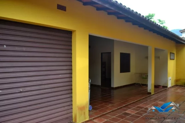Imagem Casa Térrea com 4 Dormitórios - 200 m do mar da praia da Enseada, Ubatuba/|SP